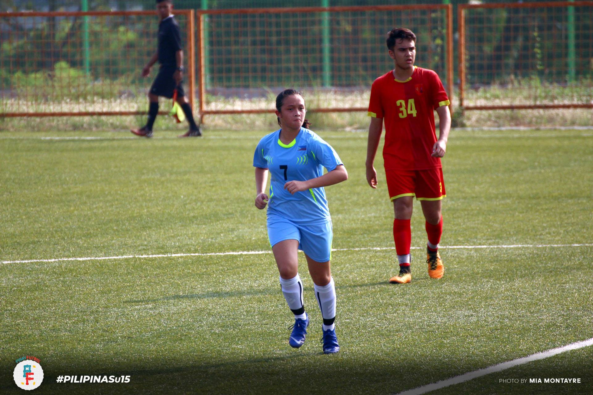 菲律宾男足激战菲律宾U14女足